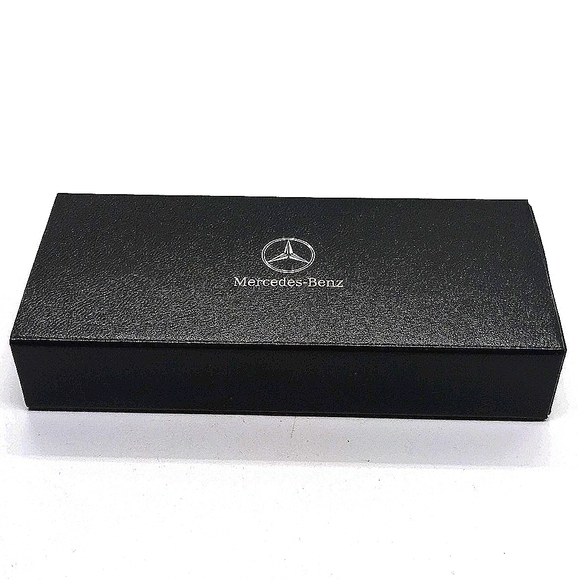 NIB Authentic Mercedes Benz Vintage Keychain Key Fob in Nickel-Oem - Picture 4 of 6
